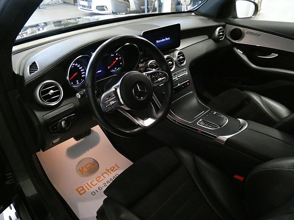 Mercedes-Benz GLC300 de 14 of 21