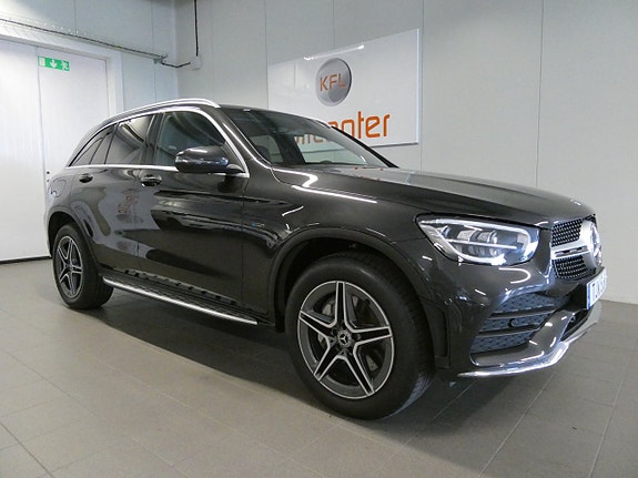 Mercedes-Benz GLC300 de 3 of 5