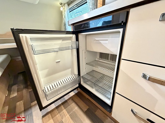 Weinsberg CaraOne 400 LK 12 of 20