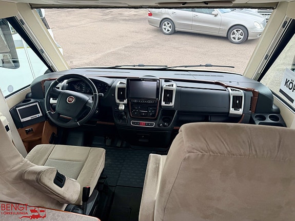 Carthago CHIC C-line I 5.8 Q XL 12 of 21