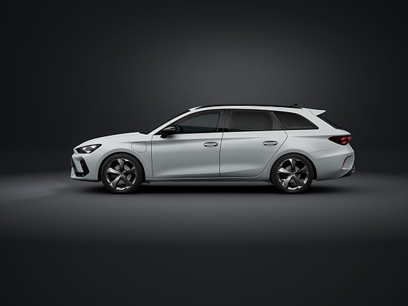 Cupra Leon 2 of 5