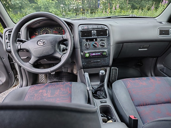 Toyota Avensis 5 of 7
