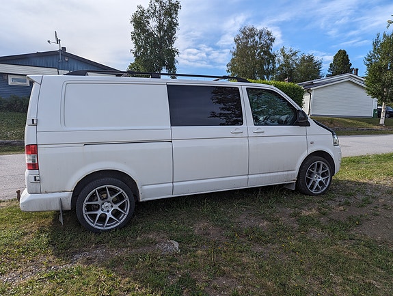 Volkswagen Transporter 2 of 5
