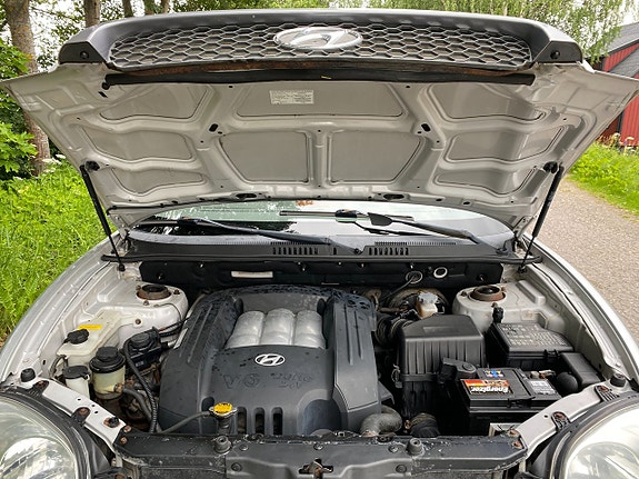 Hyundai Santa Fe 11 of 13