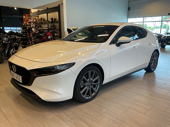Mazda 2023