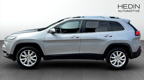 Jeep Cherokee 6 of 9