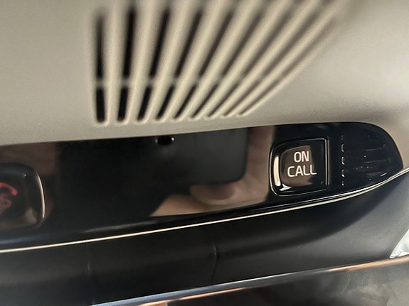 Volvo XC40 16 of 20