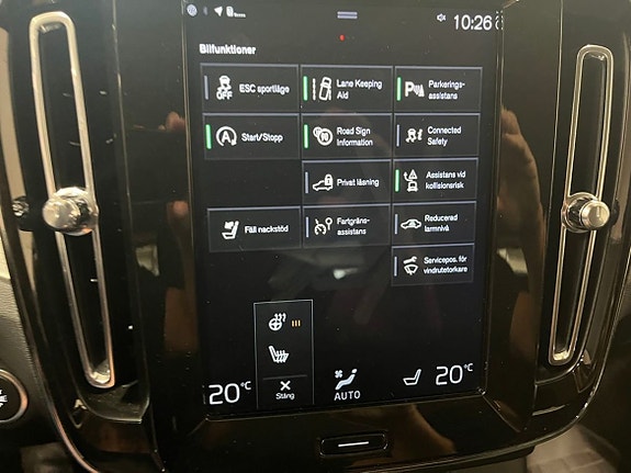 Volvo XC40 11 of 20