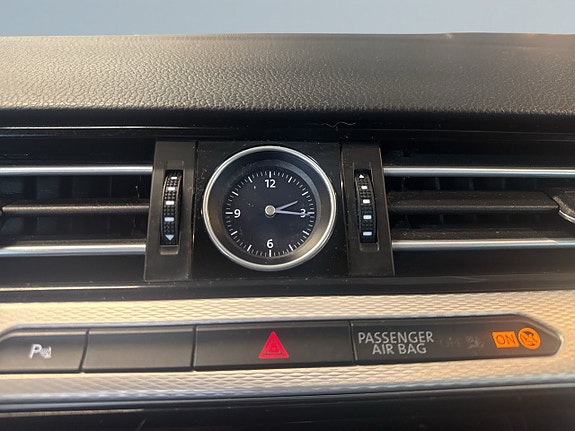 Volkswagen Passat Alltrack 15 of 18