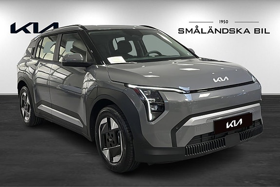 Kia EV3 3 of 5