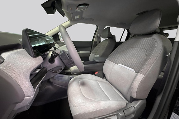 Kia EV3 15 of 19