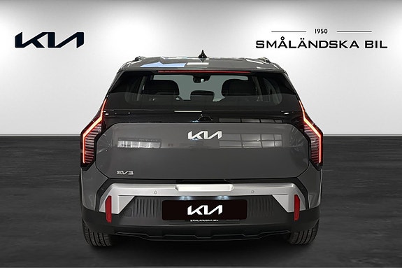 Kia EV3 5 of 5
