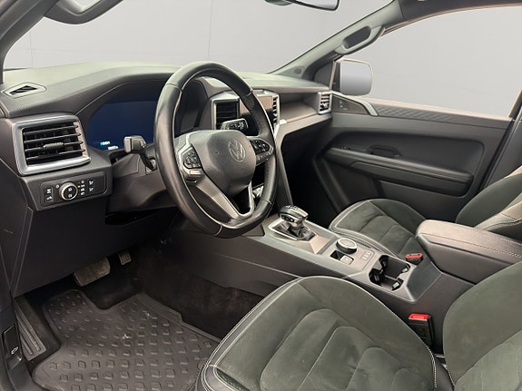 Volkswagen Amarok 16 of 30