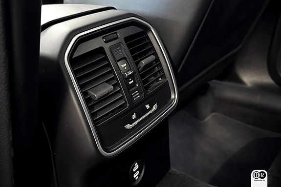 Porsche Macan GTS 22 of 23