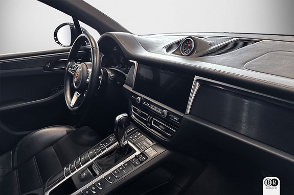 Porsche Macan GTS 6 of 23