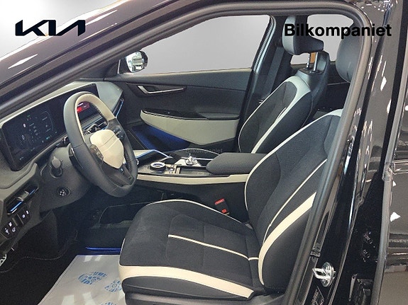 Kia EV6 8 of 16