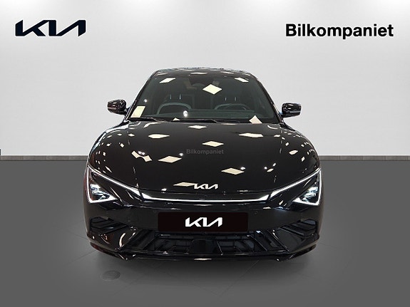 Kia EV6 2 of 5