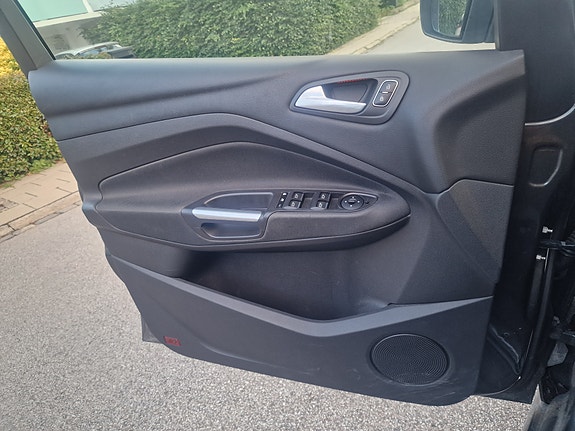 Ford Grand C-MAX 2 of 3