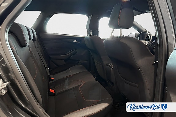 Ford Focus 12 of 14