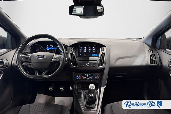 Ford Focus 7 of 14