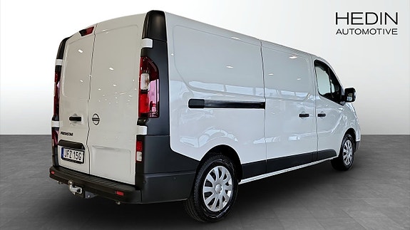 Nissan Primastar 2 of 9
