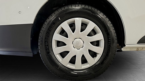 Nissan Primastar 9 of 9