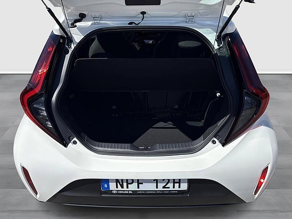 Toyota Aygo X 10 of 12
