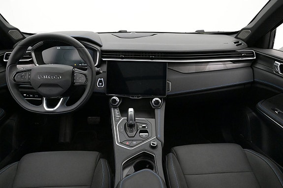 Lynk & Co 01 6 of 27