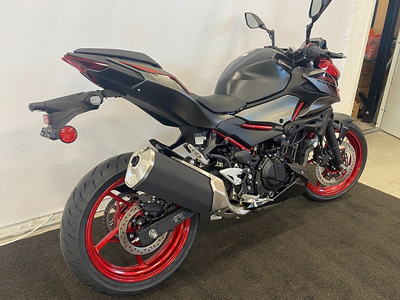Kawasaki Z500 SE "Fabriksny hoj för omgående leverans" 4 of 5
