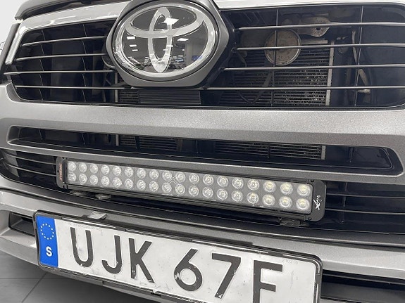 Toyota HiLux 16 of 20