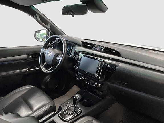 Toyota HiLux 18 of 20