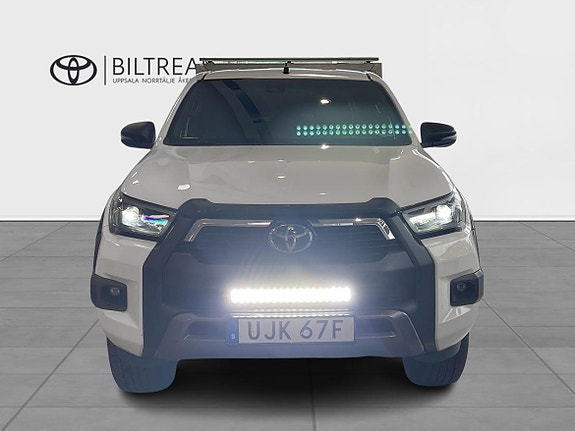 Toyota HiLux 10 of 20