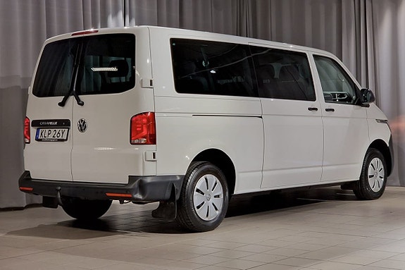 Volkswagen Caravelle 5 of 5