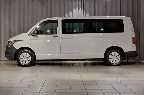 Volkswagen Caravelle 2 of 5