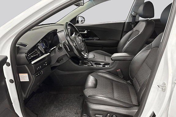 Kia Niro 8 of 14