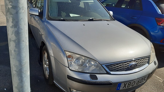 Ford Mondeo 4 of 5