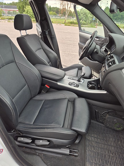 BMW X3 10 of 14