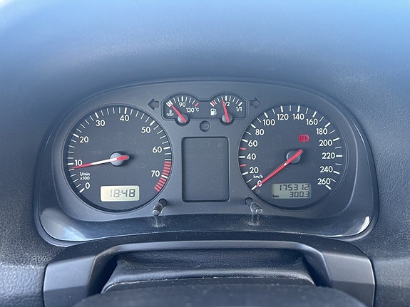 Volkswagen Golf IV 12 of 13