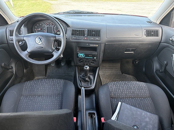 Volkswagen Golf IV 11 of 13