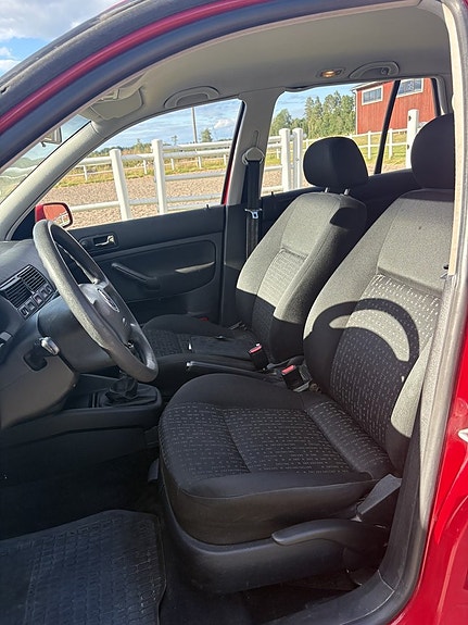 Volkswagen Golf IV 8 of 13