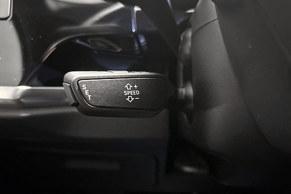 Audi Q3 14 of 16