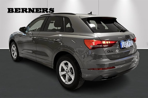 Audi Q3 3 of 16