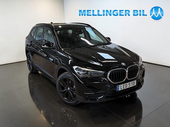 BMW X1 2 of 5