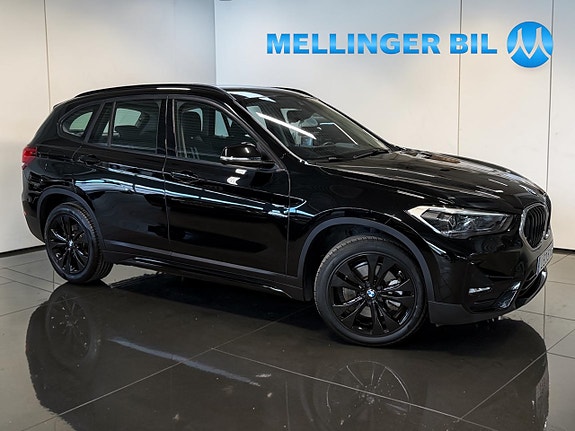 BMW X1 3 of 5