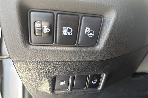 Toyota C-HR 18 of 19