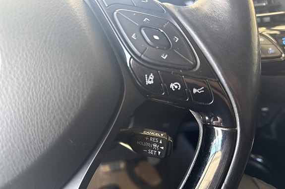 Toyota C-HR 19 of 19