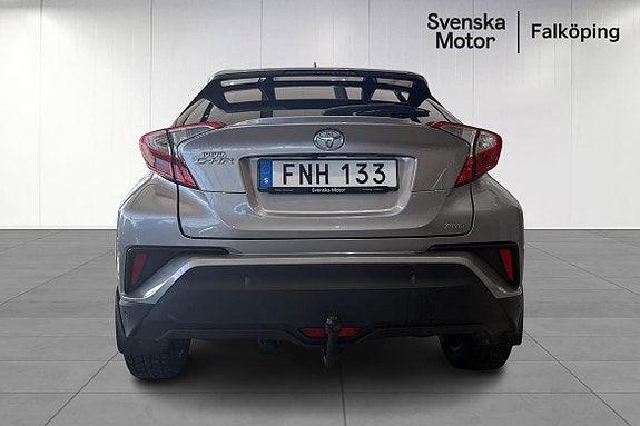 Toyota C-HR 4 of 19