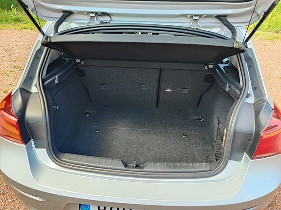 BMW 118i 10 of 11