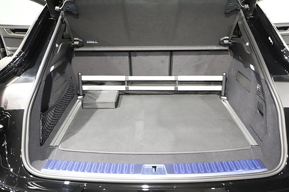 Porsche Cayenne 18 of 24