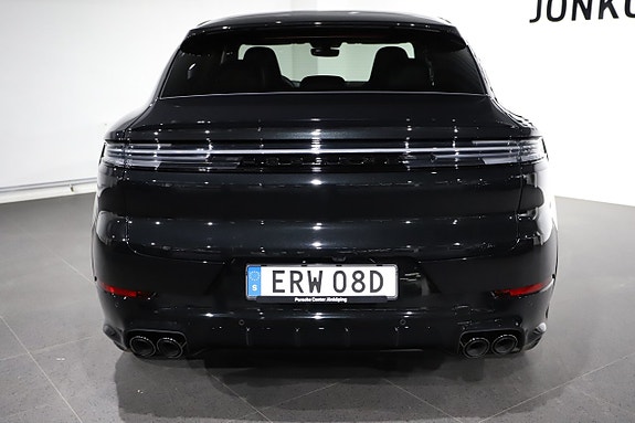 Porsche Cayenne 7 of 24